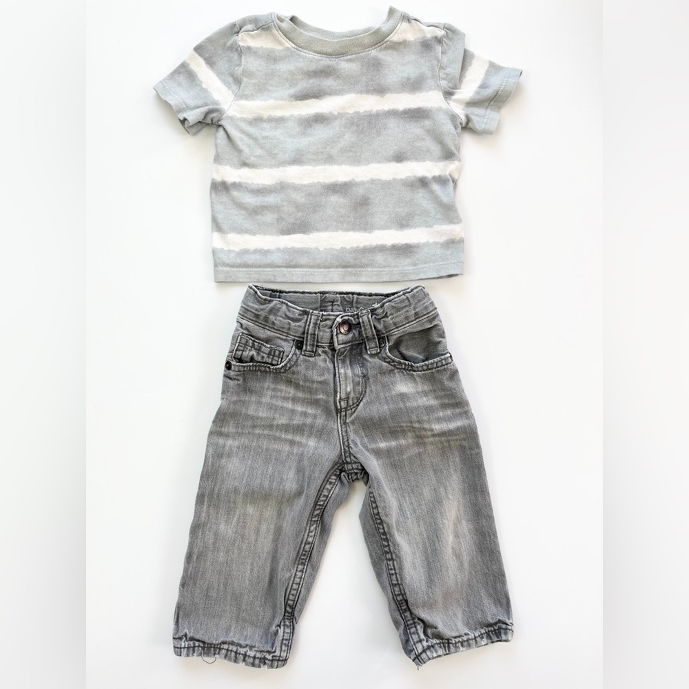 GAP Gray Jeans and Old Navy Shirt Versatile Matching Set